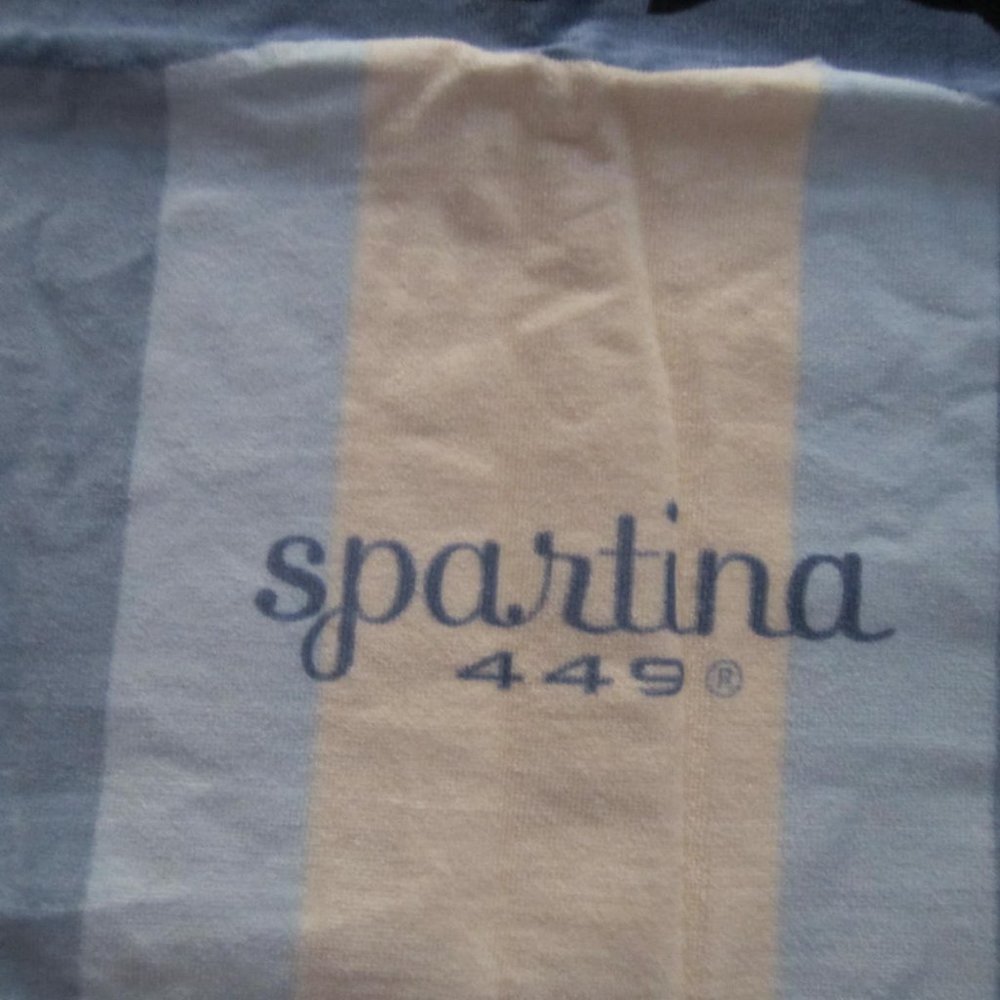 Spartina 449 Blue Crab Beach Towel--Huge 37"x70"--Thick and Beautiful--New - Picture 3 of 6